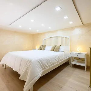 La Magnifica Gold House Apartment Naples