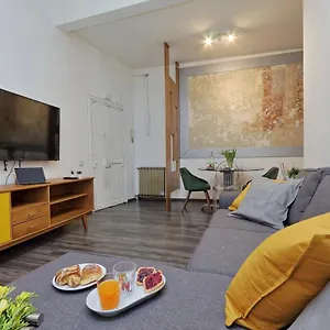  Apartment Urbana